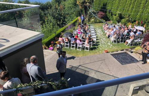 Romantic Spacious Suite with Salish Sea & Mountain Views at Seattle Luxury Estate - Foto 22