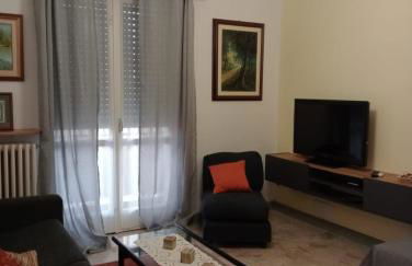 Accommodation in the town center, on a private courtyard - Foto 1