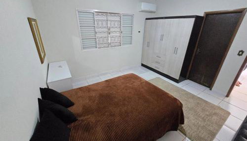 Casa ampla mobiliada com estacionamento para até 5 veículos - Foto 5