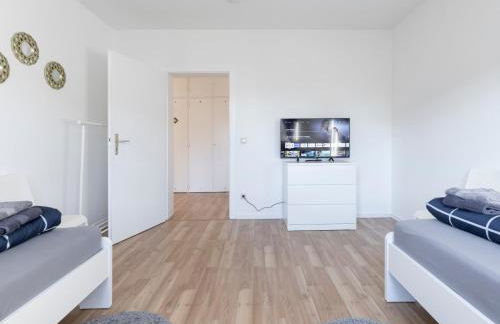 VAZ Apartments Home-at-Work für Monteure und Fachkräfte TV, WLAN, Balkon, Küche, Parkplatz - Foto 5