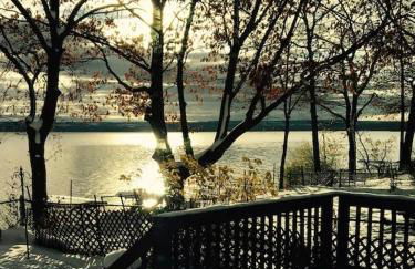 Anthony Beach - Seneca Lakefront Retreat w Covered Dock Lounge Area - Hot Tub & Fire Pit - Pets OK - Foto 11