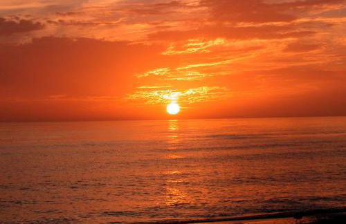 Two-Level, Heated Pool, Trolley to Beach & Village - Foto 55