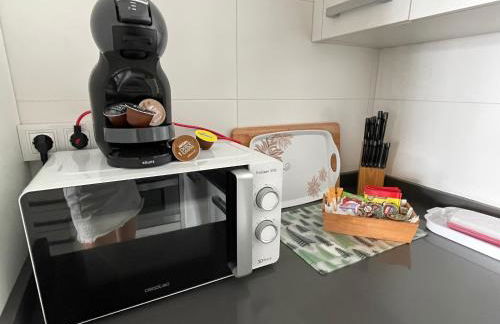 Estudio céntrico 1 con terraza y parking privado - Foto 10