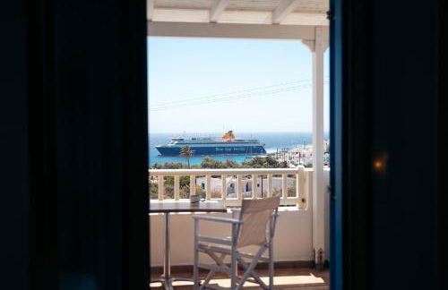 Pothiti Studios - Photo 24