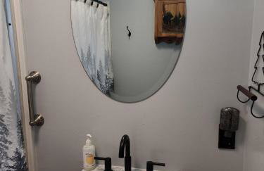 Moose Riverside Bungalow 3BR Home Old Forge NY - Foto 21