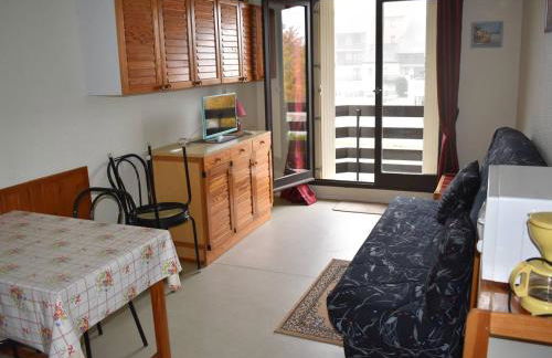 Charmant studio cabine avec balcon exposé sud pour 4 personnes au cœur de la Station - FR-1-592-32 - Foto 3