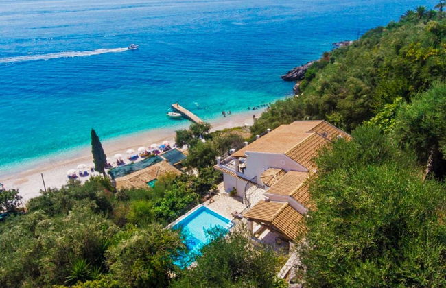 Villa Kerkyroula Large Private Pool Walk to Beach Sea Views A C Wifi Car Not Required - 1972 - Foto 12