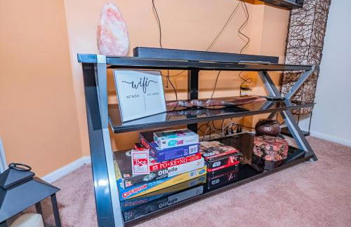 1Bedroom Newly Renovated Basement Suite with Parking - Foto 8