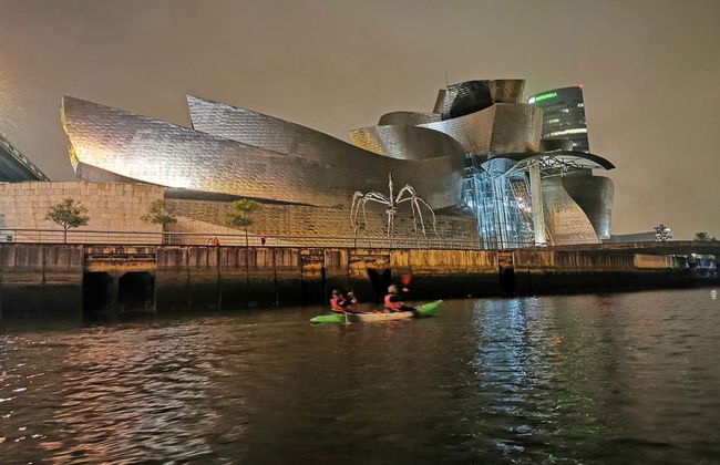 Tour en kayak por Bilbao - Foto 1