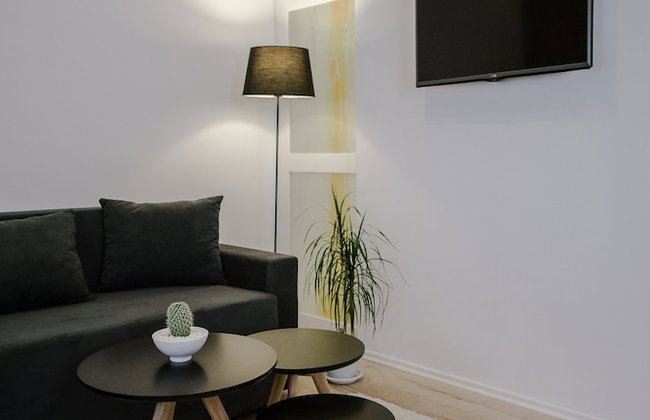 British Square - Stylish Apartment with Private Parking - Foto 23