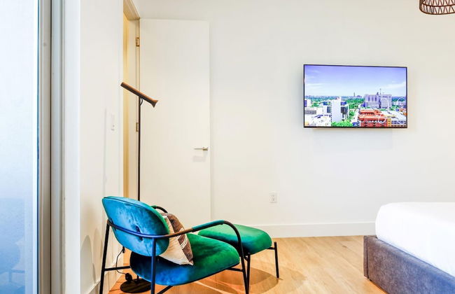 The Modernista 2 - Large Townhome With Pool - Foto 47