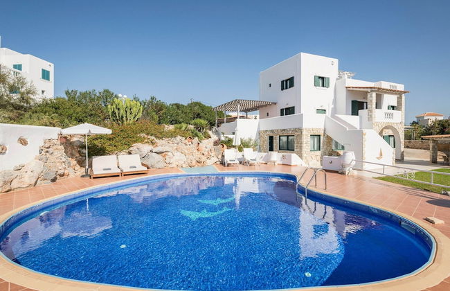 Luxury Villa With Amazing Sea Views, Private Pool, Near the Beach - Foto 32