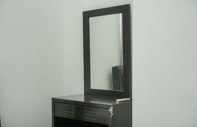 Fully Furnished with Comfortable 2BR Grand Palace Kemayoran Apartment - Photo 8