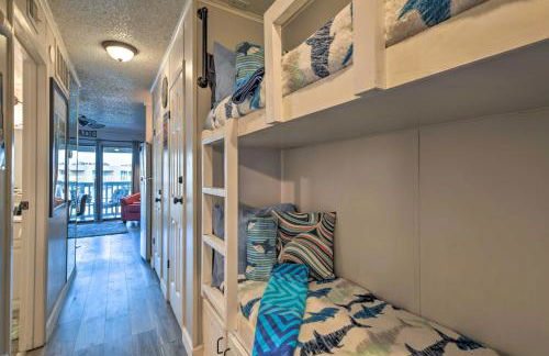 Beachfront Corpus Christi Condo with Arcade Room! - Foto 18