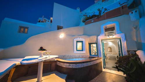 Santorini Paradise Cave Houses - Photo 4