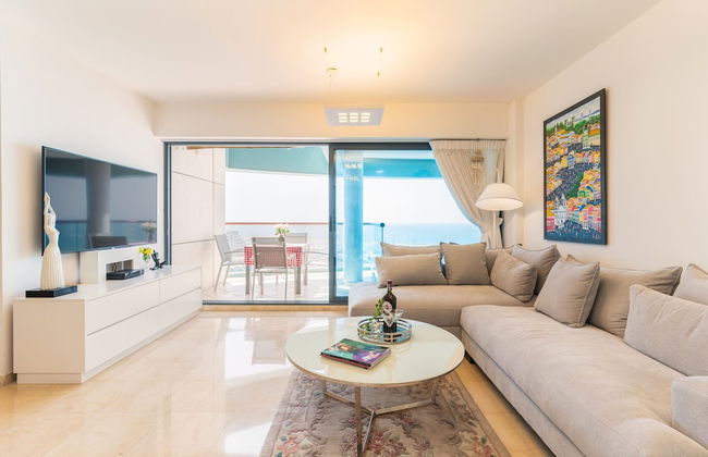 DeluxeApartment with Views of the Marina - Foto 13