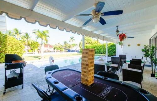 3BD Tropical Luxe Stay with Pool, Gameroom and Grill - Foto 18