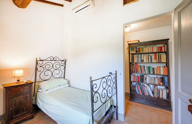 Semidetached Villa Shared Pool - Photo 3