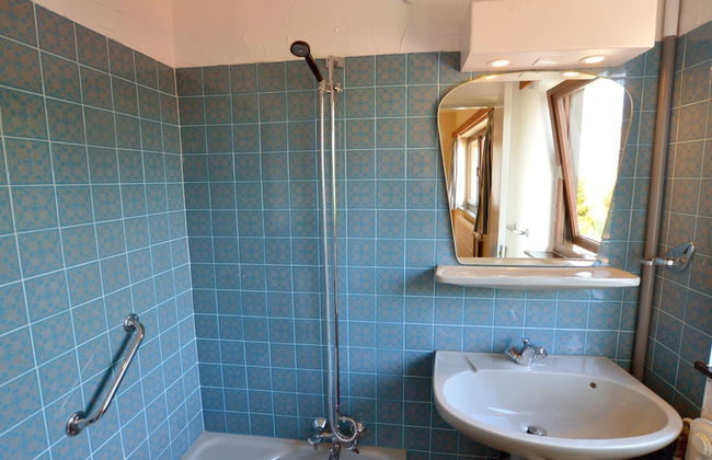 Superb House for Family Group with Swimming Pool, Sauna, Hot Tub, Billiards - Foto 20