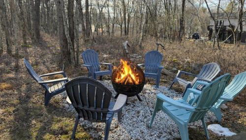 WOW!! Ultimate Pocono Retreat Hot Tub, Game Room, Fire Pit, Near Lakes & Hiking! - Foto 4