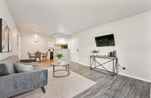 The Landry 188 Spacious and Cozy 2 Bedroom 1bth - Foto 19