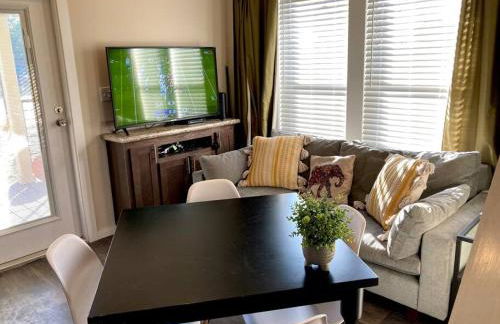 Cozy Tiny Home in the Hills - Photo 1