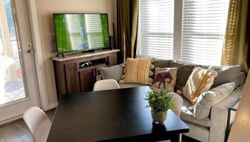 Cozy Tiny Home in the Hills - Photo 1