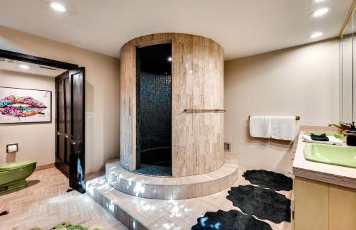 Private Poolside Paradise Attached Home by Denver - Foto 22