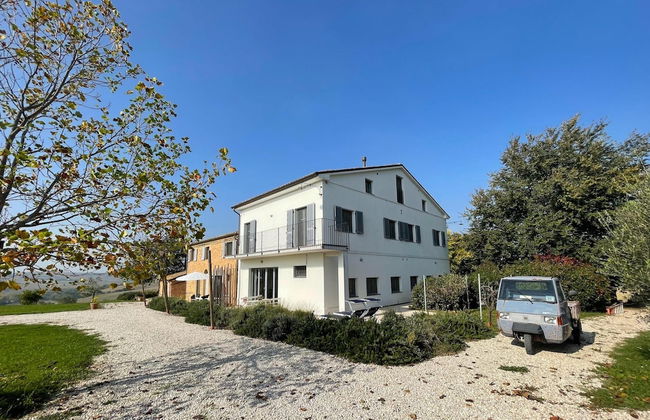 Belvilla by Oyo Amazing Apartment With Garden - Foto 26