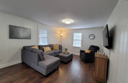 Exquisite 4Bedroom Home-sleep 14 - Foto 9