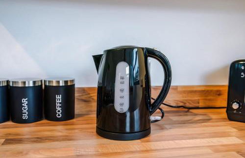 Presented by LTJ PrimeKey Properties - NEW! 7 Bed plus Sofa Bed - Perfect for Contractors - Foto 22