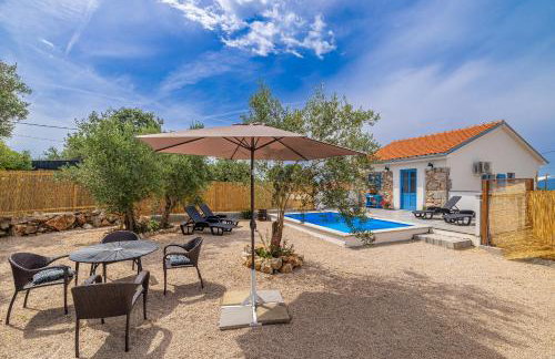 Holiday house KUNTENTA with pool and jacuzzi - Foto 33