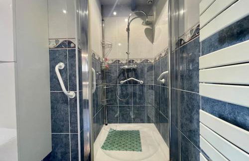 Villa Anatole - parking privé - 900m Cité Médiévale - Foto 6