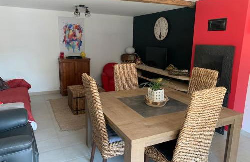 Gite à la ferme avec jacuzzi et piscine chauffée - Foto 5