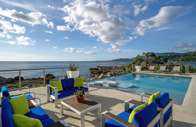 Santosha Whitehouse JM - 10 Bedroom Villa w Private Beach - Photo 23