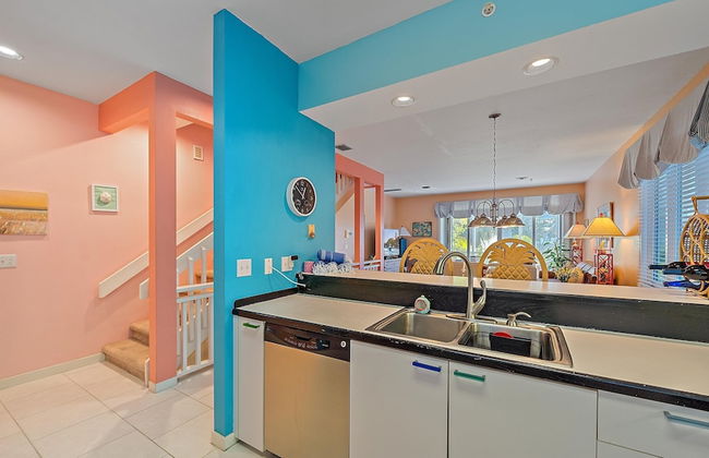 Surf And Turf At Cedars East 2 Bedroom Townhouse by RedAwning - Foto 9