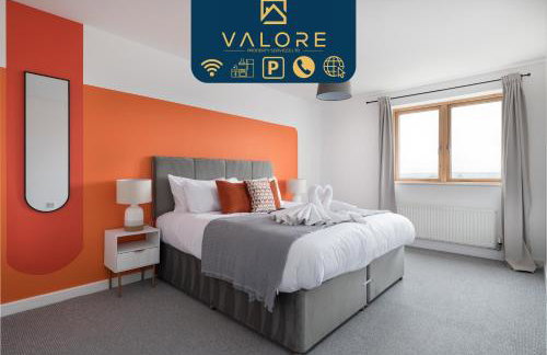 Luxury 2 bed, Central, Free Parking, Smart TV By Valore Property Services - Photo 1