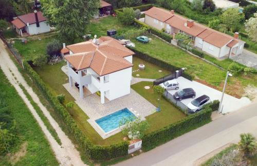 Modern holiday home with shared pool - Foto 36