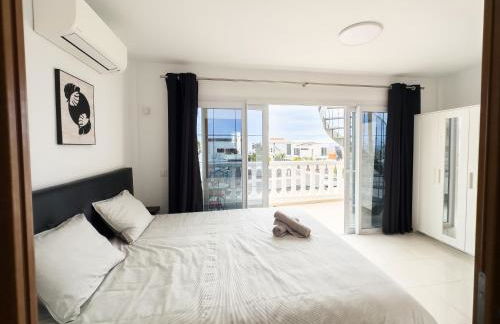 Tranquil 2BR Private Heated Pool with Ocean Views & Cinema Room - Foto 13