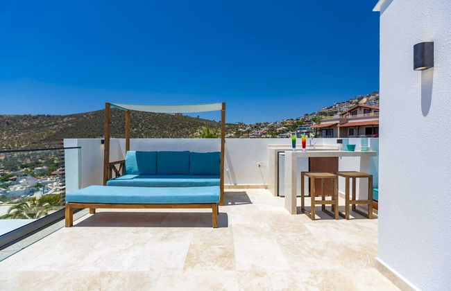 Luxurious 3 bed Villa Located in Kasantalya Turkey With Private Pool and gym - Photo 56