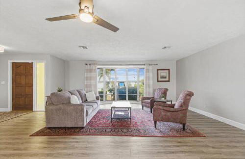 Charm and Old Florida Vibe , Heated Pool & Spa - Villa Parisian Paradise - Roelens - Photo 9