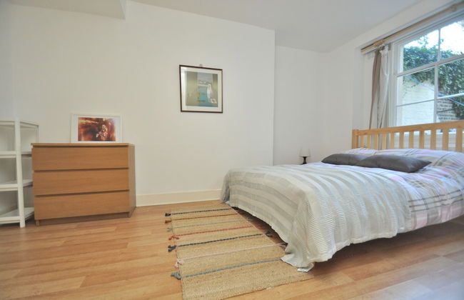 Large Garden Flat in the Heart of Islington - Photo 3