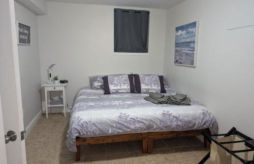 Brighton Apartment Sleeps 3 - Steps to Bus Line - Foto 1