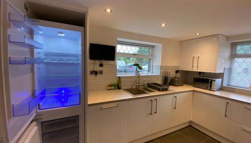 Modern 4-bed Cottage Llanwrst Town Centre & Parking - Snowdonia! near Betws-y-Coed - Foto 4