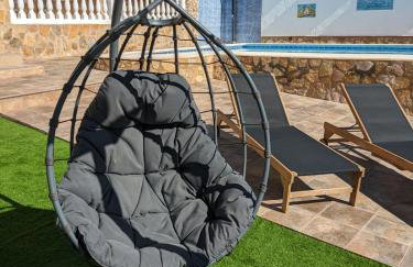 Chalet con piscina, barbacoa y jacuzzi en Valencia - Photo 16