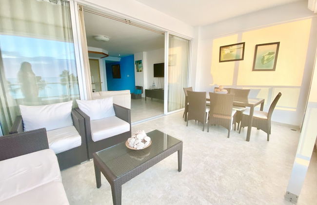 Beachfront Apartment in Marbella Towers - Foto 14