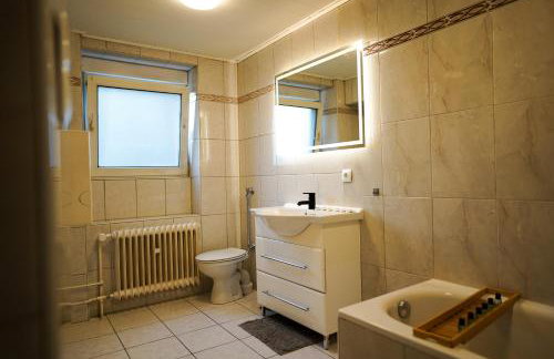 Sehr große Ferienwohnung, Apartment in Kaiserslautern WeHome Classic - Photo 74