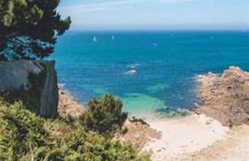 Port-blanc Beach Cottage in Plougasnou - Photo 51