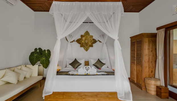 Ratni Ubud Villa - Foto 2, Habitación
