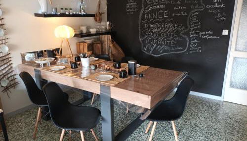 TOUT À PIED ! T3 FAMILIAL 150 m PLAGE LAVANDOU PISC PKG PRIV - Foto 5